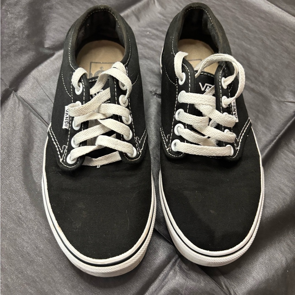 Vans Women’s Black Canvas Sneakers